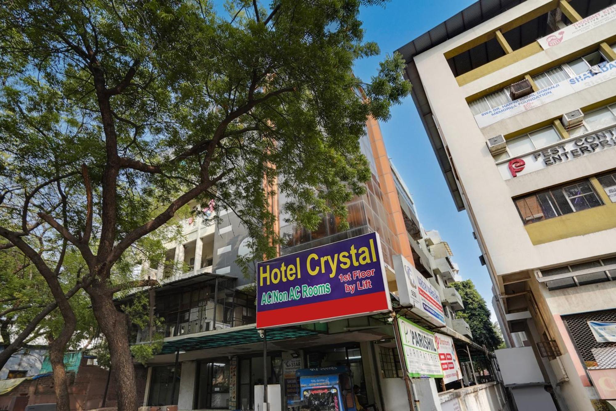 Hotel O Crystal Ahmedabad Exterior foto